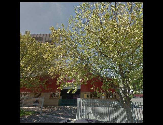 263M² WAREHOUSE RENTED IN CLAREMONT
